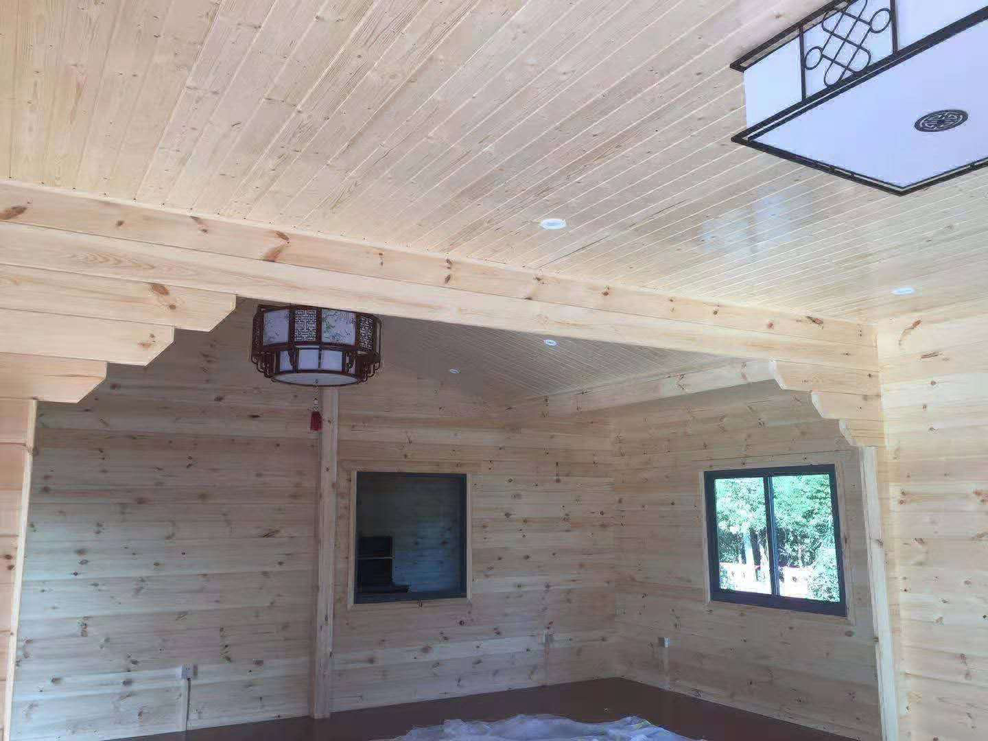 三層木屋