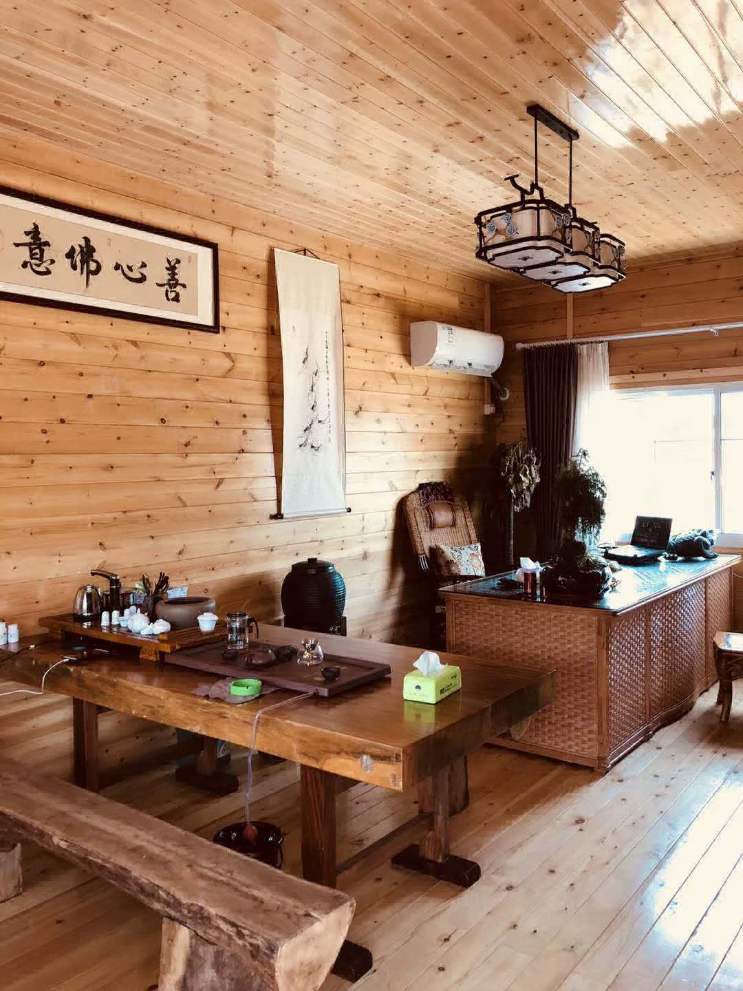 木屋內(nèi)景圖